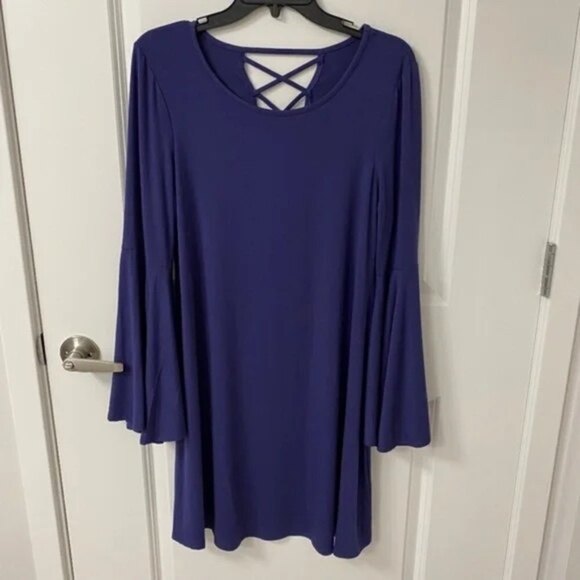 Cupio Dresses & Skirts - Cupio Shirt Dress. Long bell sleeves.  Blue Purple Color. Medium.
